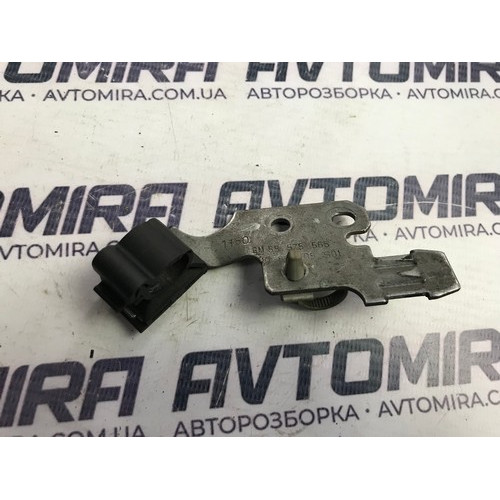 Кронштейн паливовипарний клапан Opel Insignia 1.8 2008-2017 55575565